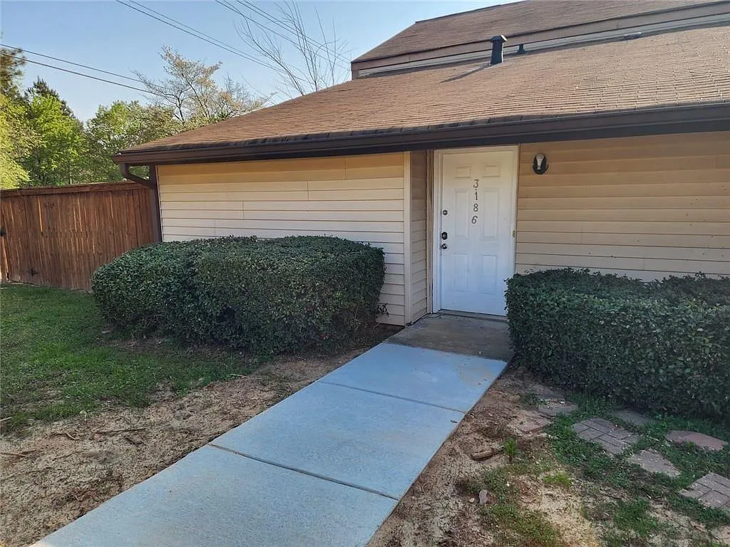 Building Photo - 3186 Quincetree Ln