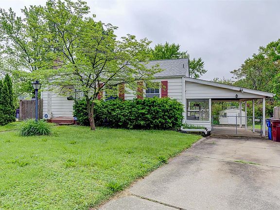 3rd image of 3300 S Gordon Ct