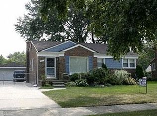 29545 Macintyre St, Livonia, MI 48150