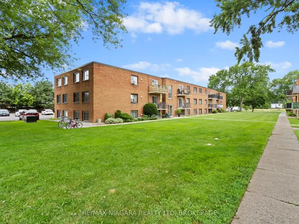 450 Carlton St #34, Saint Catharines, ON L2M 4X1