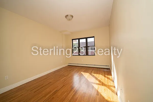 Rented by Sterling Realty Solution Inc | media 17