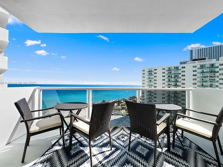 3725 S Ocean Dr #1110 — Photo 27