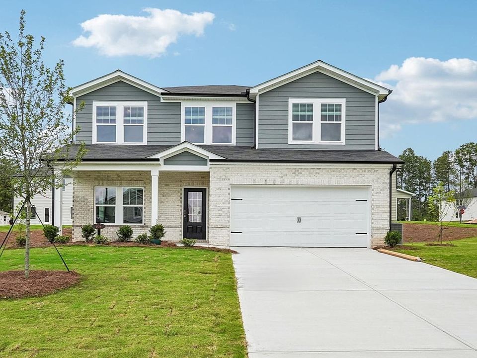 The Brentwood floorplan with Elevation C modeled at Northwoods at Mirror Lake.