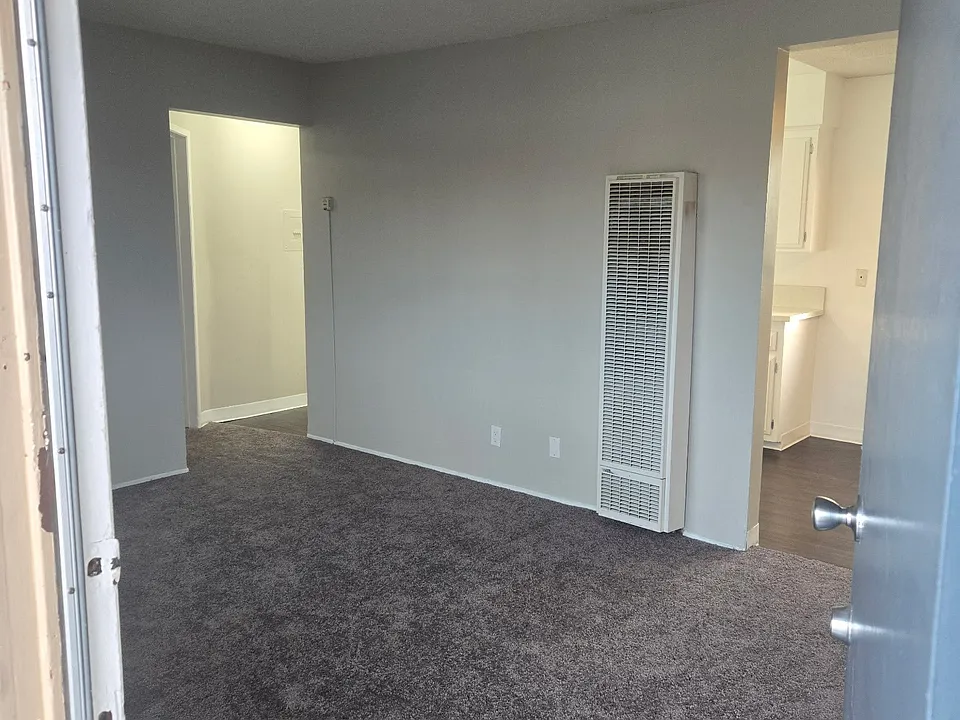 11153 E. Ferina St.