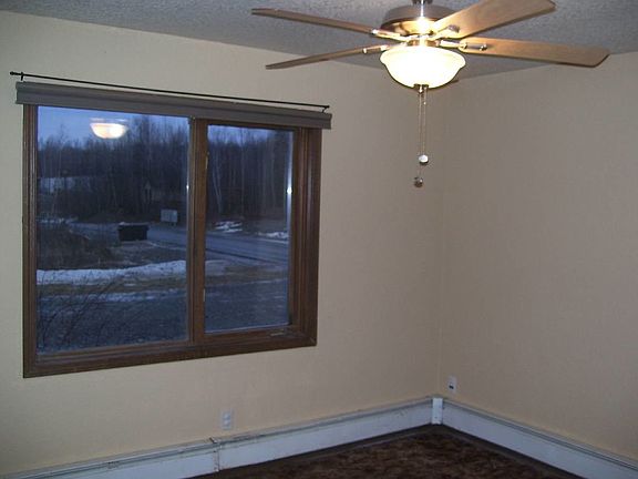 Large Bedroom