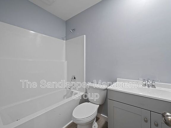 4th image of 2645 Oregon Ave