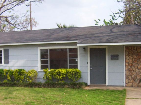 2nd image of 1036 Wanda Dr