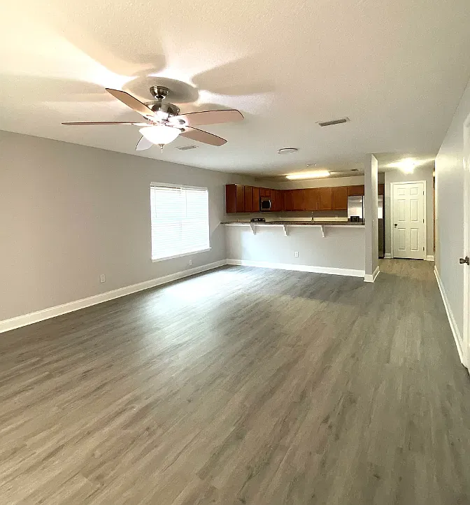 Pineview — Photo 4