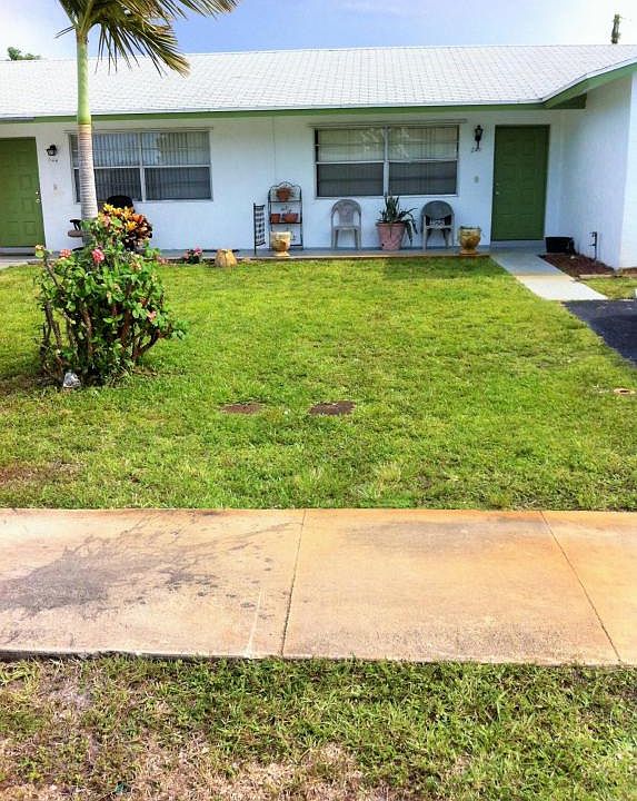 1st image of 242 SE 26th Ave