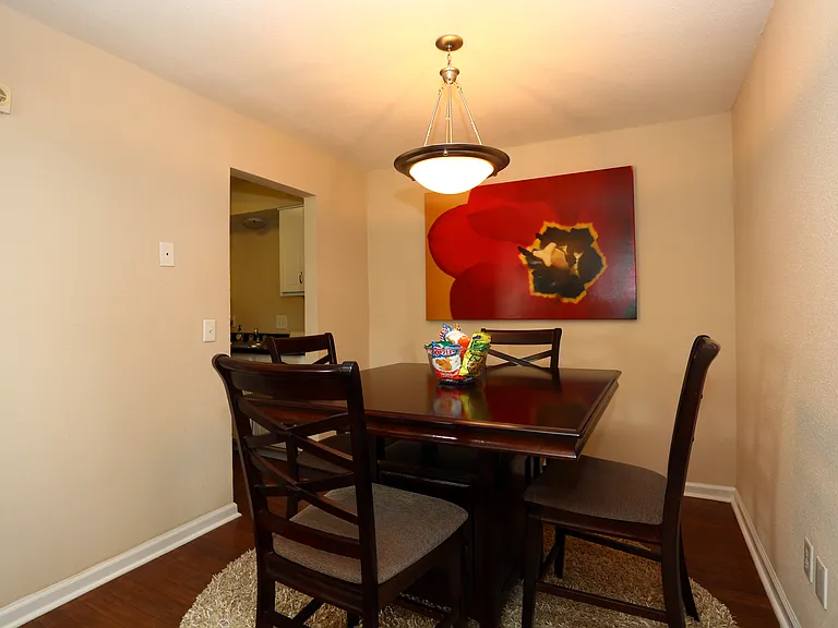 Wilshire Lofts and Townhomes — Photo 55