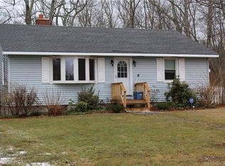 68 Cherry Hill Rd, Pomfret Center, CT 06259