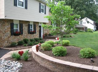 871 Strawberry Ln, Langhorne, PA