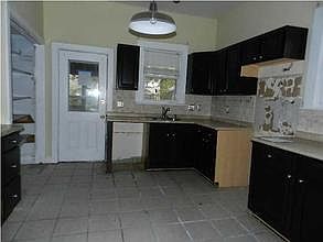 4th image of 4704 Ivydale Dr