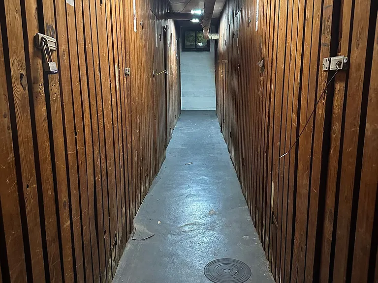 The Drake — Photo 14