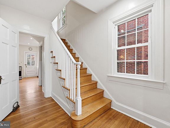 5th image of 6018 Utah Ave NW