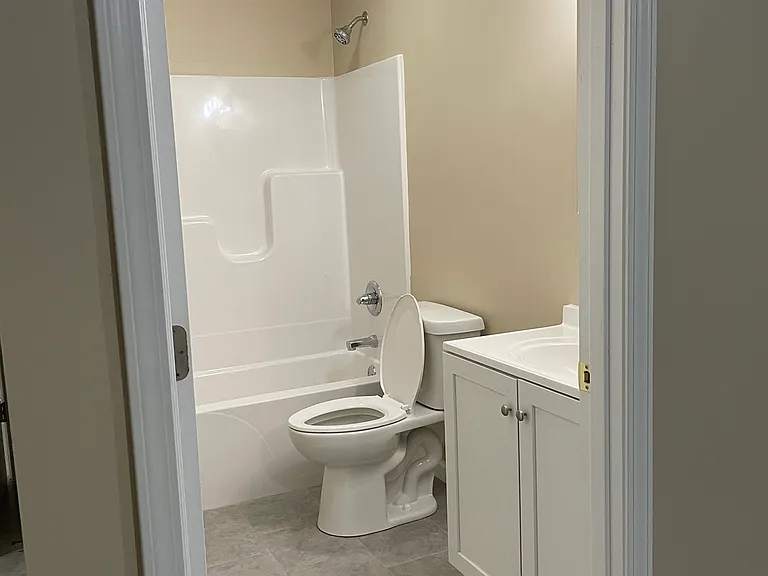 702 Central Ave — Photo 11