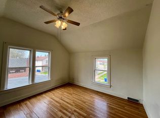 809 S 3rd Ave, Wausau, WI 54401