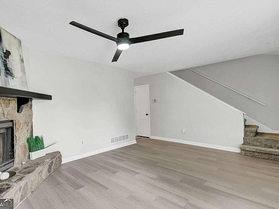 5th image of 3522 Ten Oaks Ct