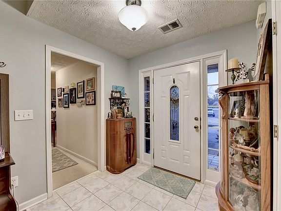 4th image of 571 Bradford Place Ct