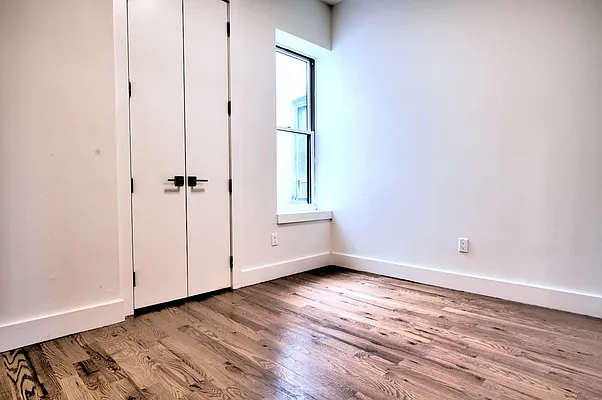 Rented by Corcoran | media 34