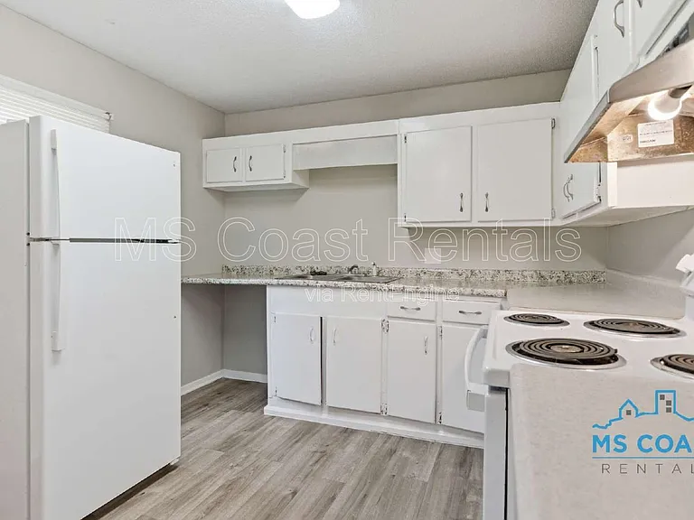 12237 Vada Dr — Photo 7