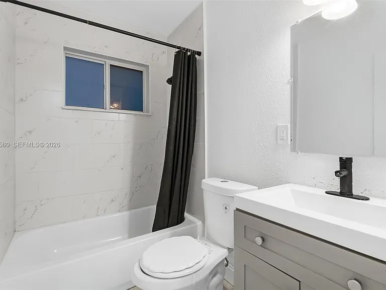4530 SW 25th St — Photo 17