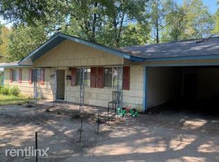 3263 Oak Forest Dr, Jackson, MS 39212