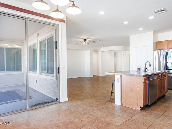 5th image of 2512 E KATRINA Trail