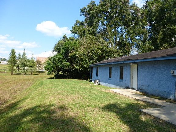 2nd image of 522 Kissimmee St