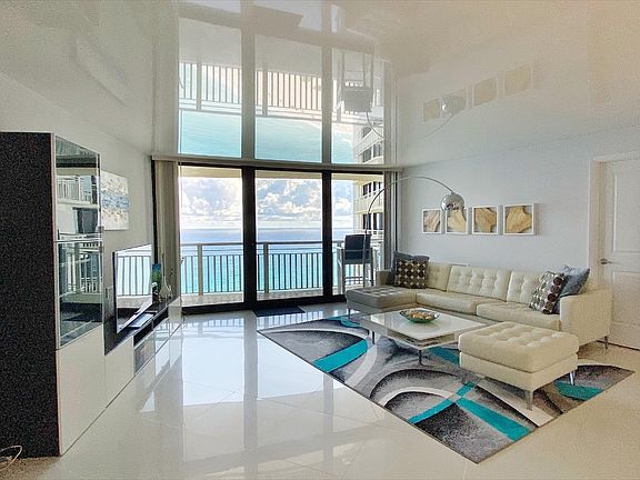 4th image of 3000 N Ocean Dr APT 32G