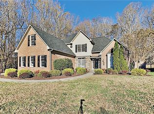 6755 Village Brook Trl, Clemmons, NC 27012