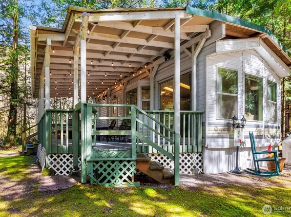 101 5 Big River Boulevard W, Deming, WA 98244