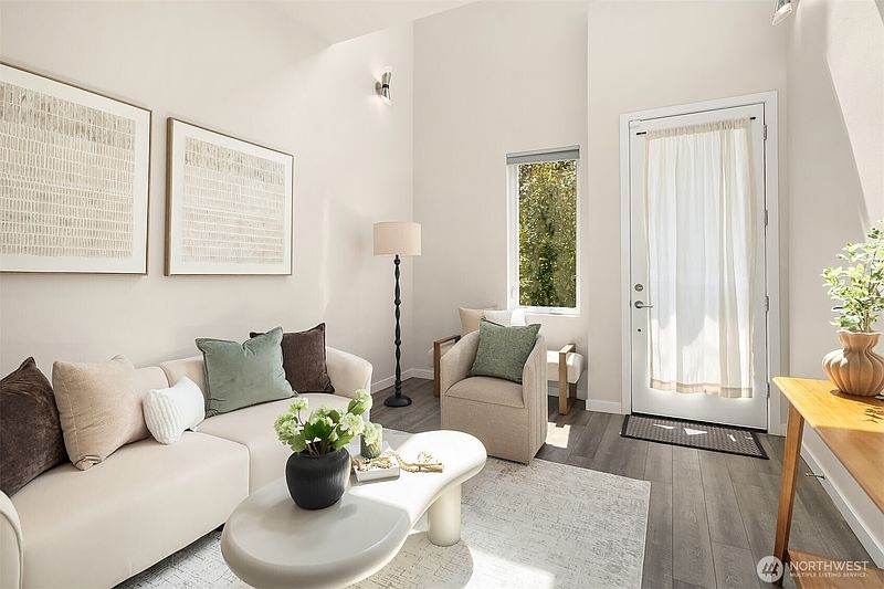 5th image of 818 NW 53rd Street #B