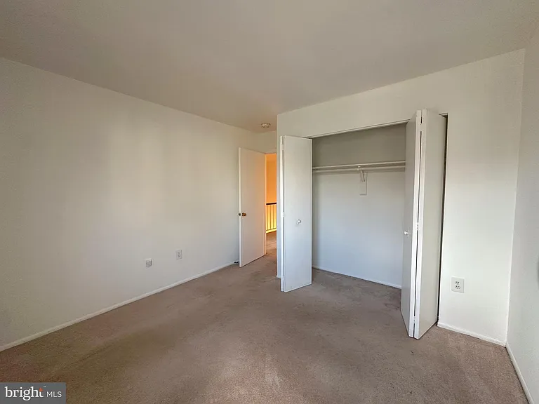 13327 Schwenger Pl — Photo 42