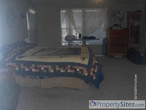 5th image of 6843 N Bank St