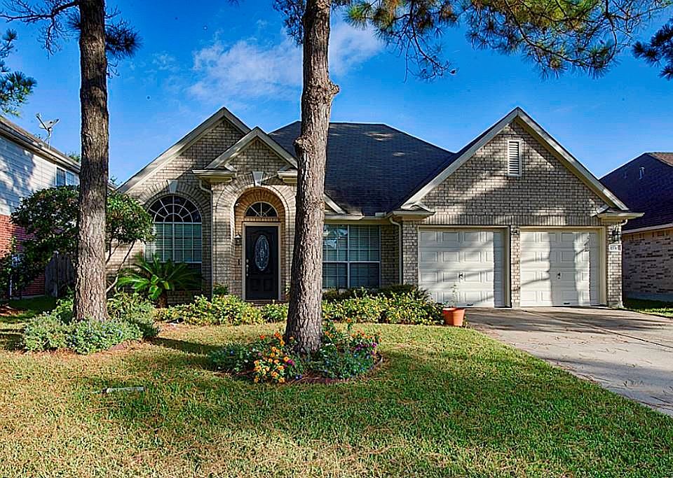 1st image of 17110 Cradle Cove Ct