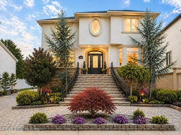 42 Mosely Ave, Staten Island, NY 10312
