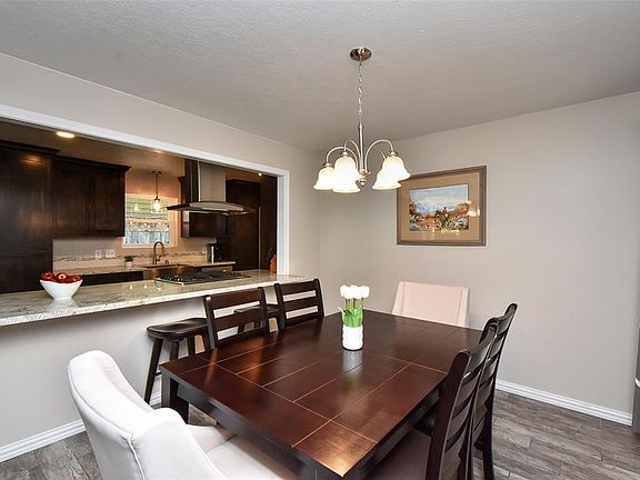 3rd image of 15118 Stillcreek Dr