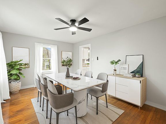 3rd image of 503 W Brown St