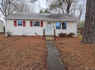 518 Pinehurst Ave, Colonial Heights, VA 23834
