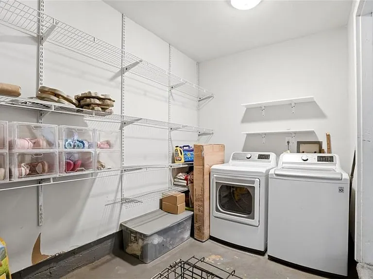405 King Arthur Ct — Photo 17