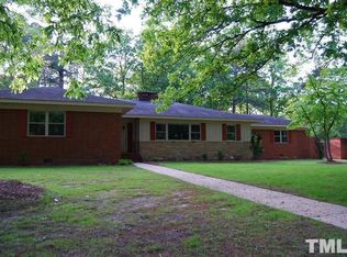 830 S 1st St, Smithfield, NC 27577