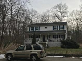41 Lake George Rd, Wales, MA 01081