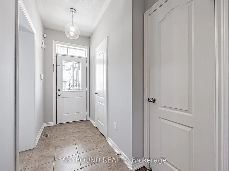 651 Farmstead Dr #3 — Photo 2