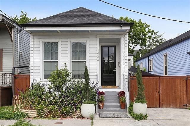 1st image of 1434 Lesseps St