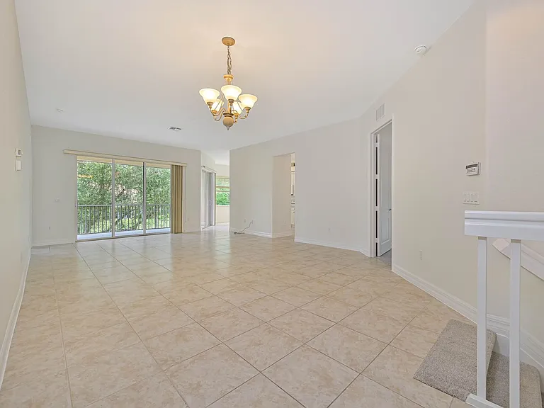 6031 Jonathans Bay Cir #502 — Photo 8