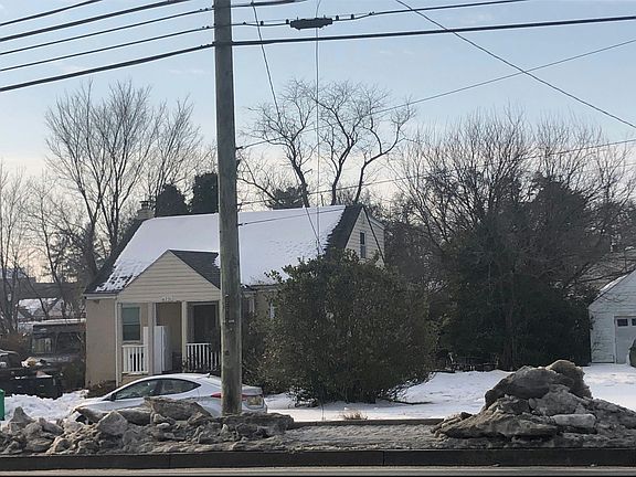 2nd image of 6231 Landover Rd