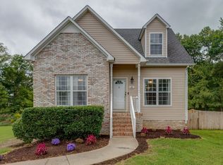 825 Mulberry Dr, Columbia, TN 38401