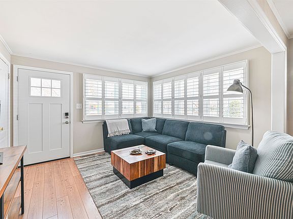 3rd image of 1202 Maryland Ave