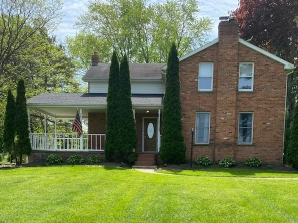 6532 Dale Rd, Newfane, NY 14108